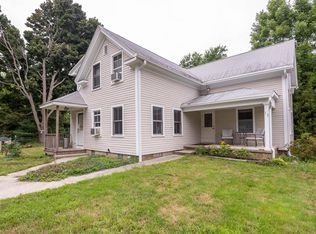 12 Locust Rd, Ipswich, MA 01938