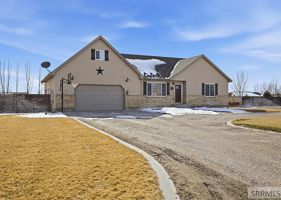 1st image of 3966 E 146 N