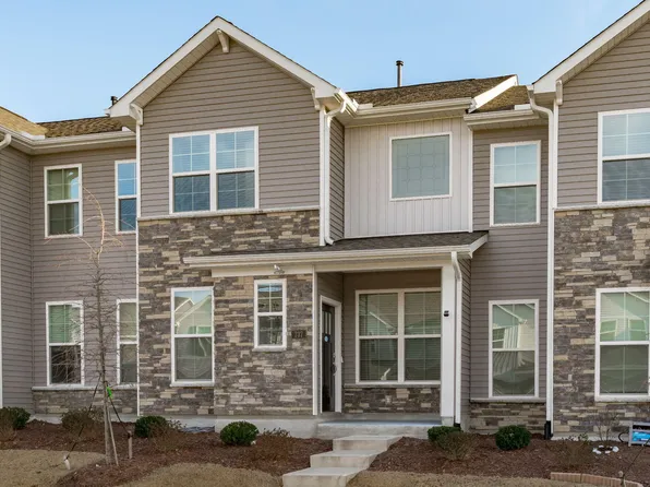 737 Andrade Dr, Fuquay Varina, NC 27526