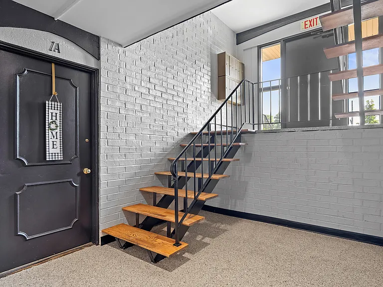 Inviting Entryway Aspen Ridge