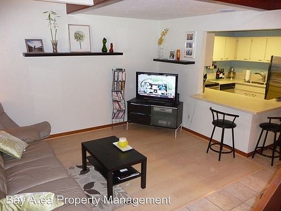 2nd image of 5211 Pine Mill Ct