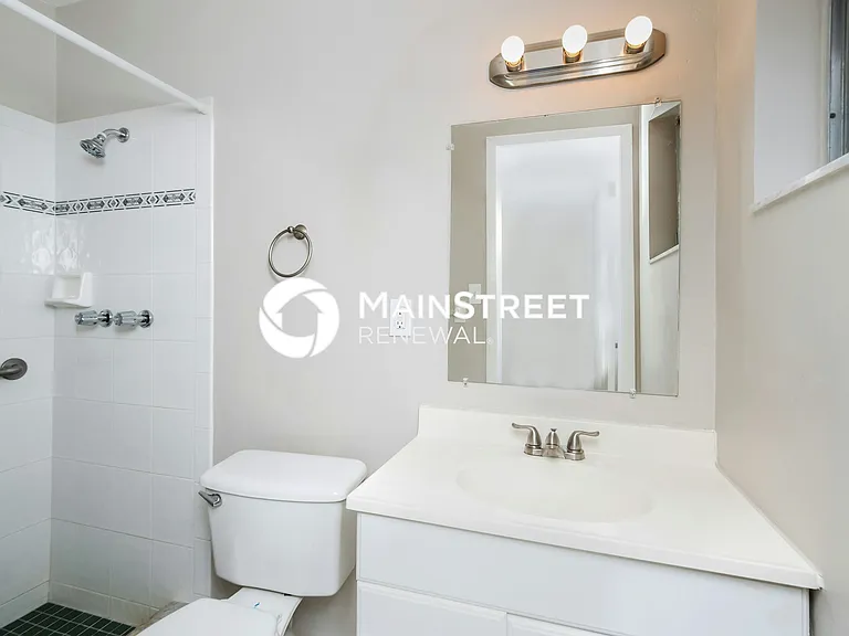 Main Bathroom