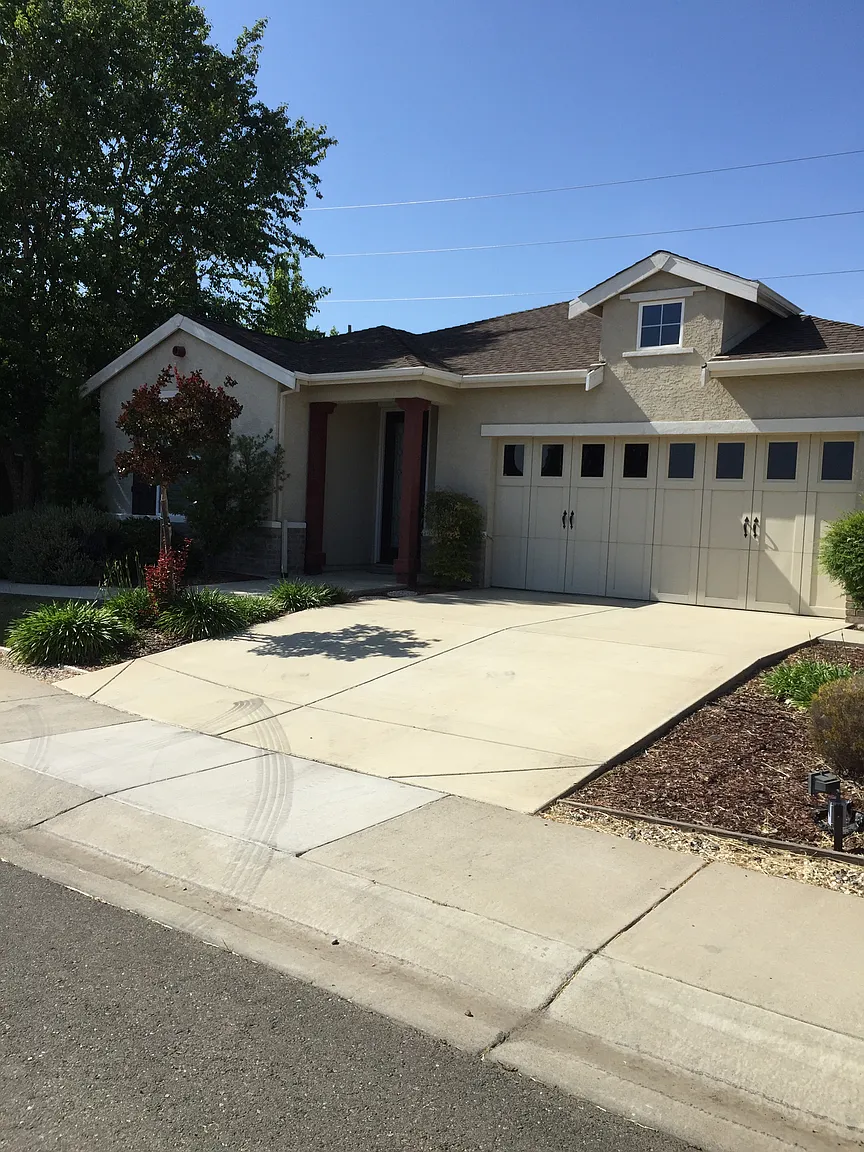 1039 Beymer Loop photo 1