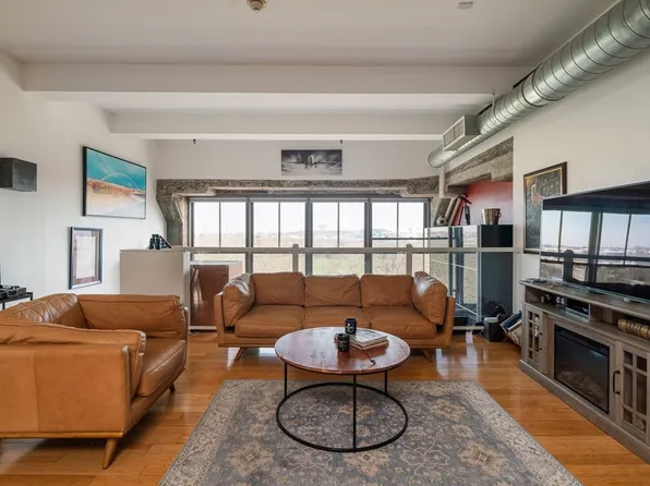 156 Porter St APT 440, East Boston, MA 02128