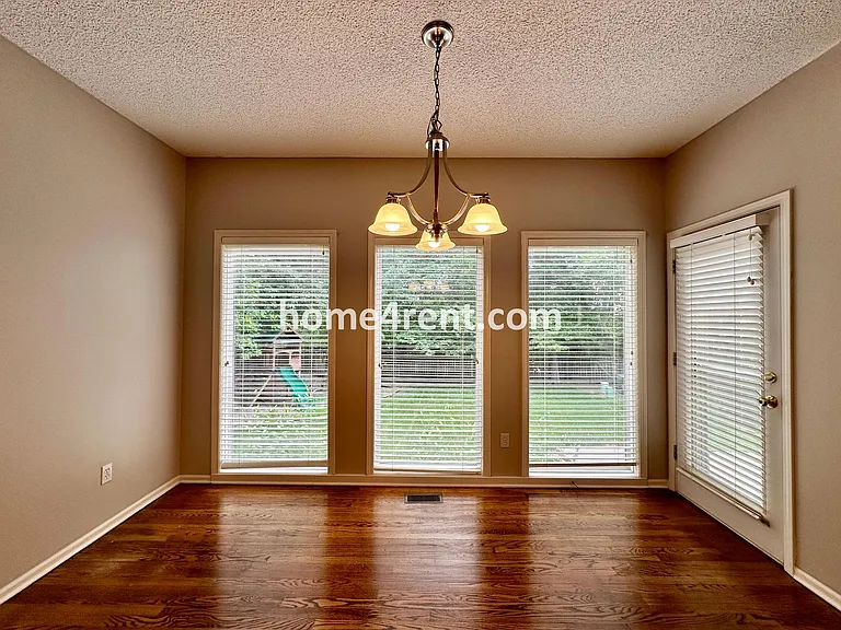 17825 W 160th St — Photo 18