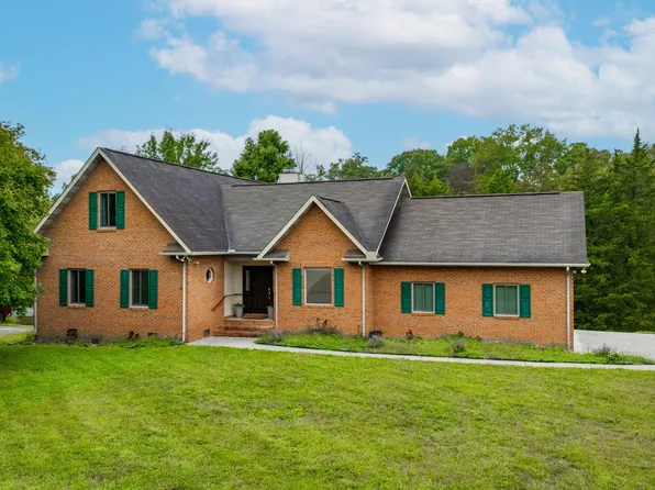 219 Twinleaf Ln, Knoxville, TN 37920