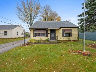 15612 Leigh Ellen Ave, Cleveland, OH, 44135