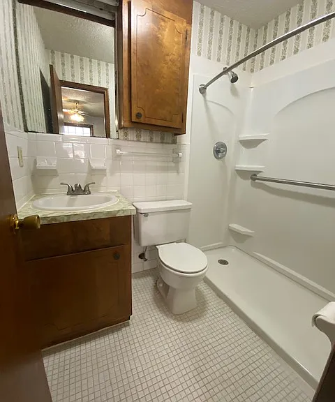 Timberlane Apartments — Photo 14