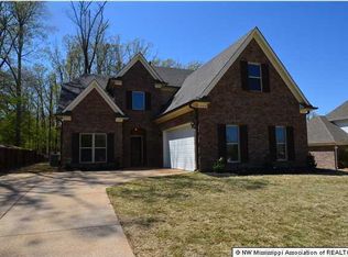 1989 Oak Brg, Hernando, MS 38632