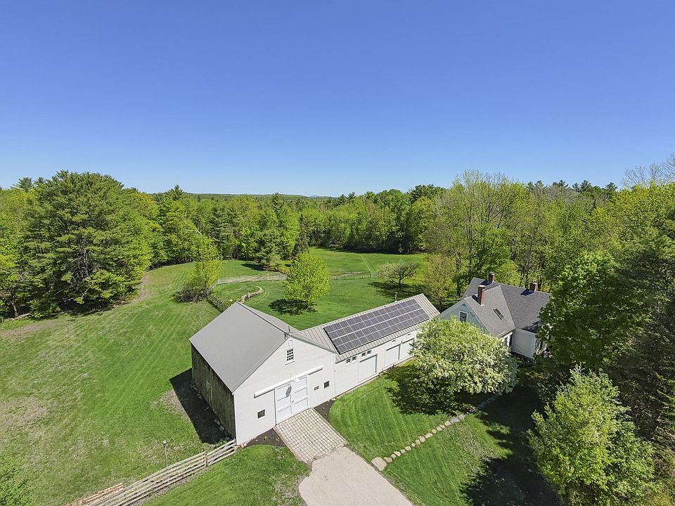 1st image of 323 Runaround Pond Road