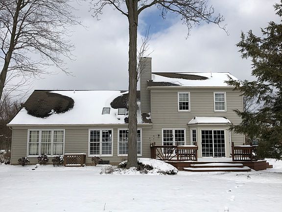 5th image of 19739 Ellsworth Dr
