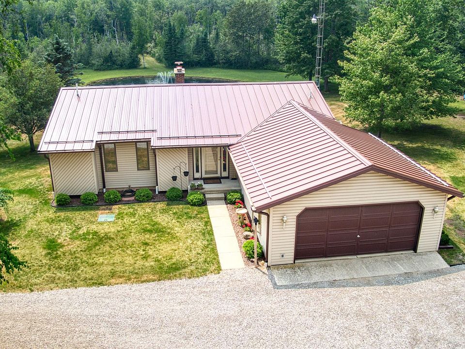 1st image of 1365 N Lakeside Trl