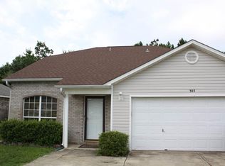 382 Pristine Water Ln, Mary Esther, FL 32569