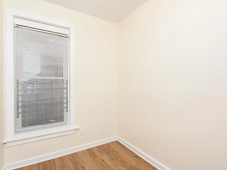1310 N Artesian Ave #1R — Photo 25