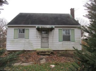 8776 Edison St, Louisville, OH 44641