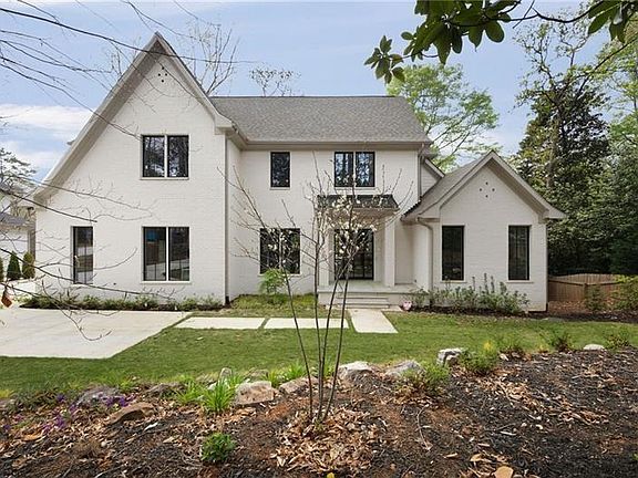 4th image of 1074 Moores Mill Rd