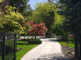 4989 S Holladay Blvd, Holladay, UT 84117