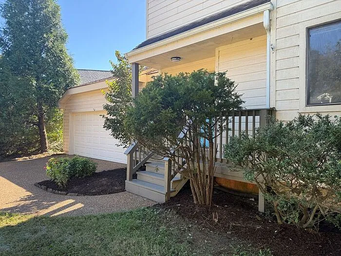 431 Belle Pointe Dr — Photo 31