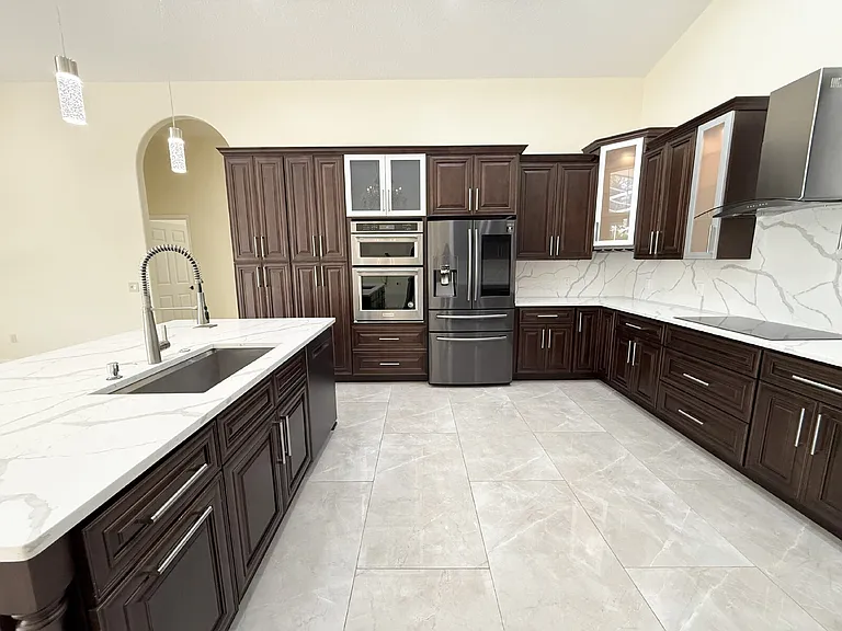 1024 Hagen Dr — Photo 12