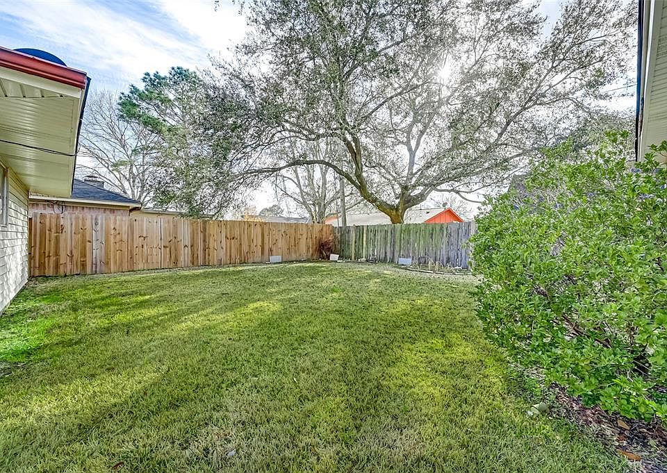 1st image of 2926 Mission Valley Dr