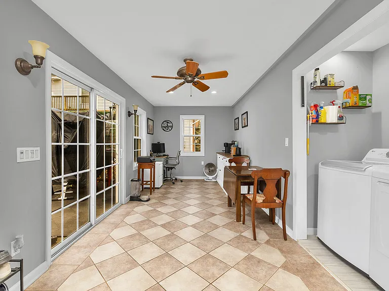 101 Sycamore Ave — Photo 18