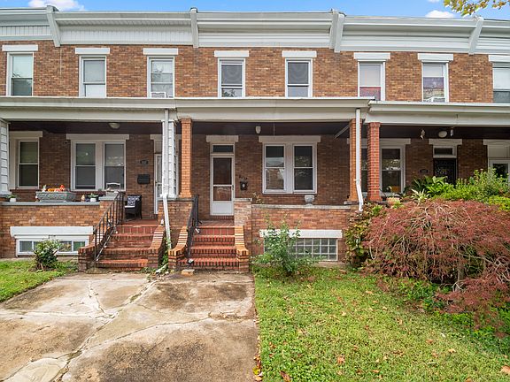 3rd image of 3325 Dudley Ave