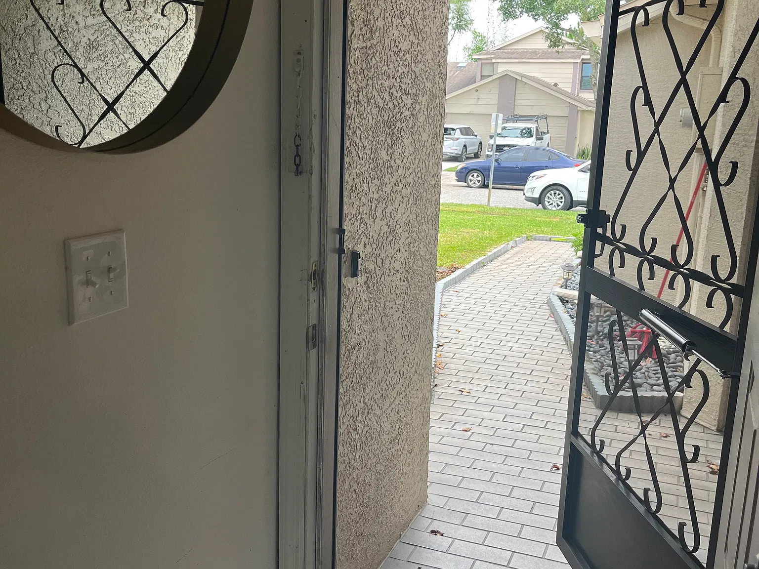 1 bed, 1012 sqft, $1,500 — Photo 2