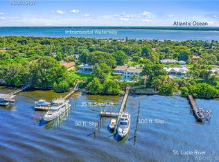 19 N River Rd, Sewalls Pt, FL 34996