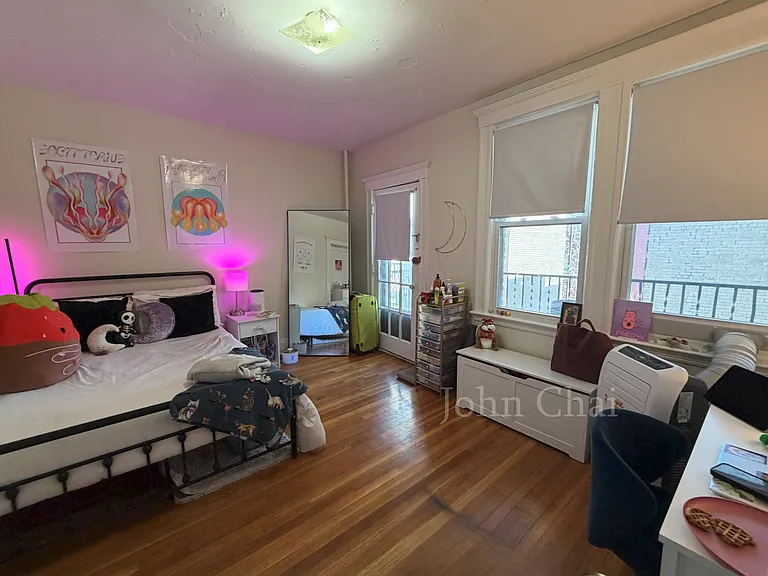 1634 Commonwealth Ave #18 — Photo 1