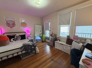 1634 Commonwealth Ave APT 18, Boston, MA 02135