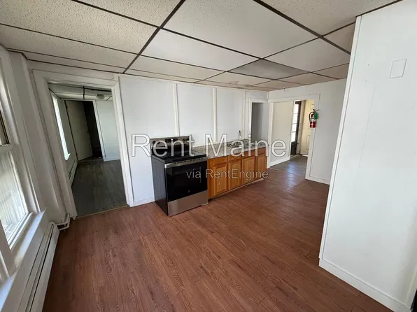 31 Stillwater Ave APT 3, Old Town, ME 04468