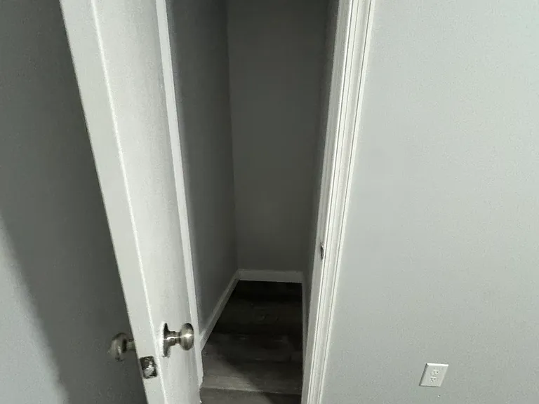 1729 Centre Ave #11 — Photo 9