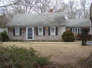 42 Oyster Pond Rd, Falmouth, MA 02540