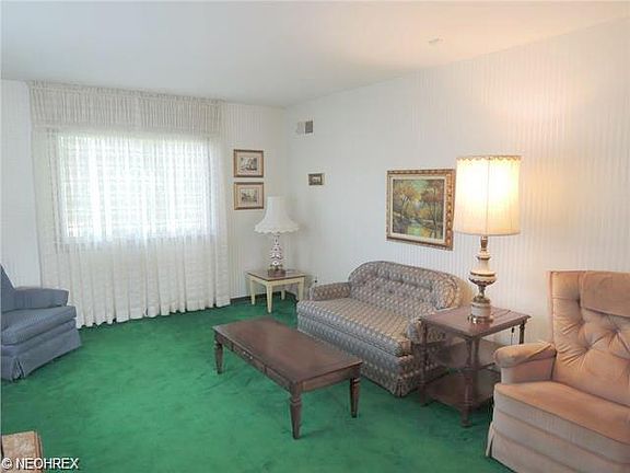 3rd image of 2845 Biscayne Ave