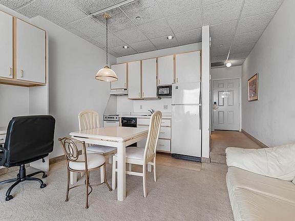 5th image of 431 7th St S #2618