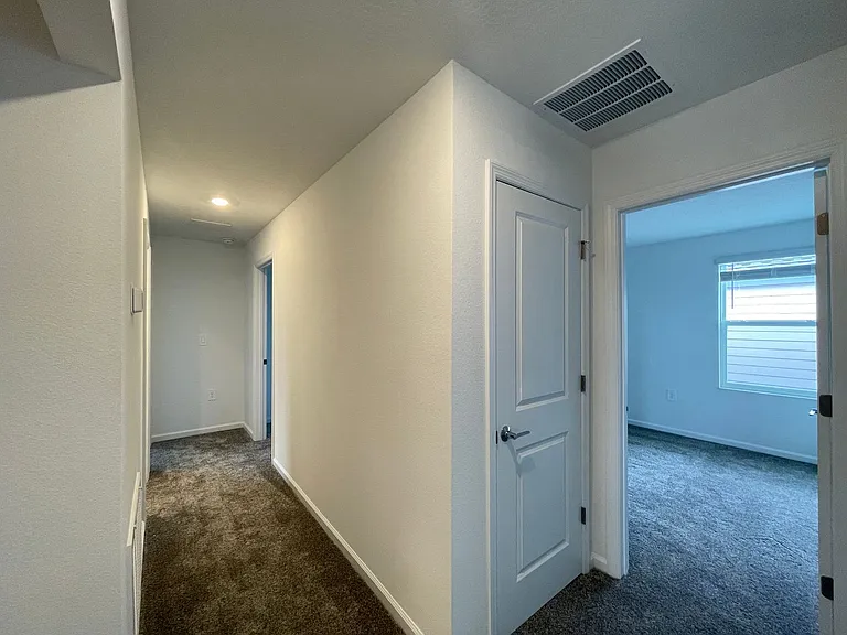 343 Heroic Rd — Photo 17