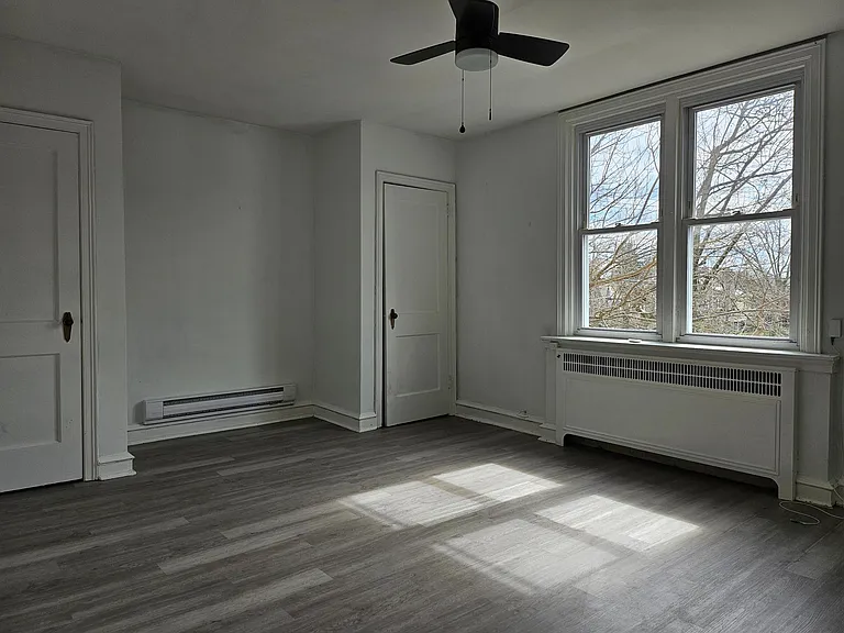 368 E Gorgas Ln #2 — Photo 5