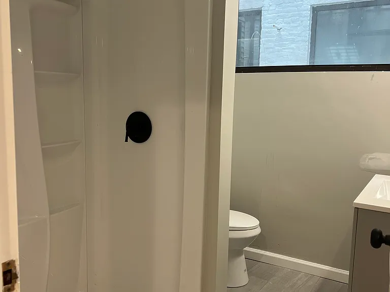200 Broad St #2B — Photo 9