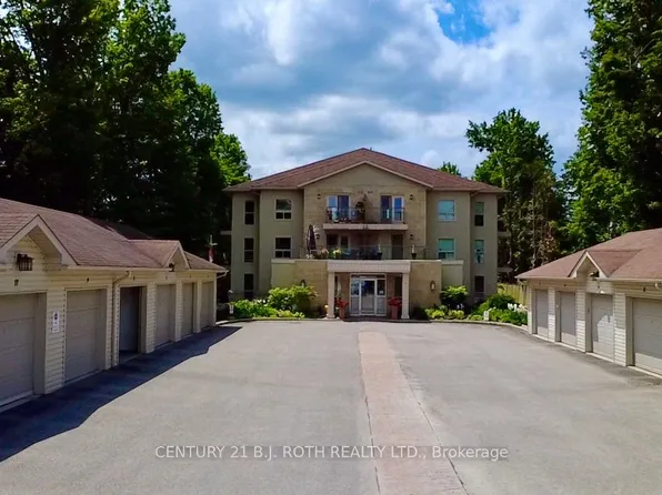 9 Westmount Dr S #302, Orillia, ON L3V 6C8