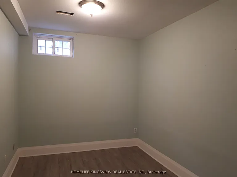 18 Corvette Ave — Photo 6