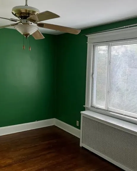 1318 Irving St NE — Photo 3