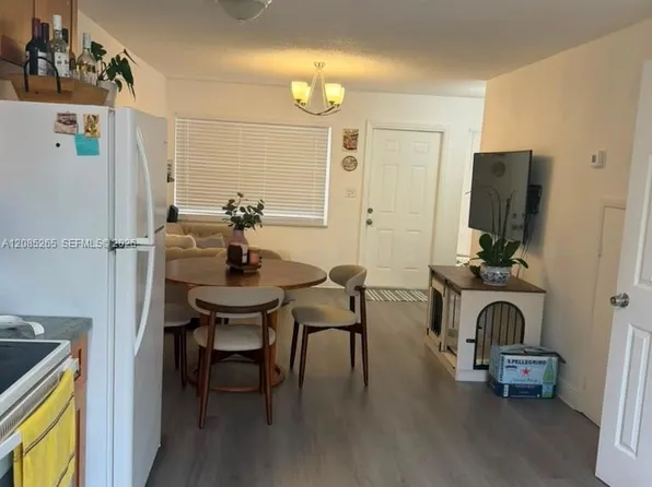 42 W 7th St #202, Hialeah, FL 33010