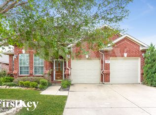 905 Sheryn Dr, Burleson, TX 76028