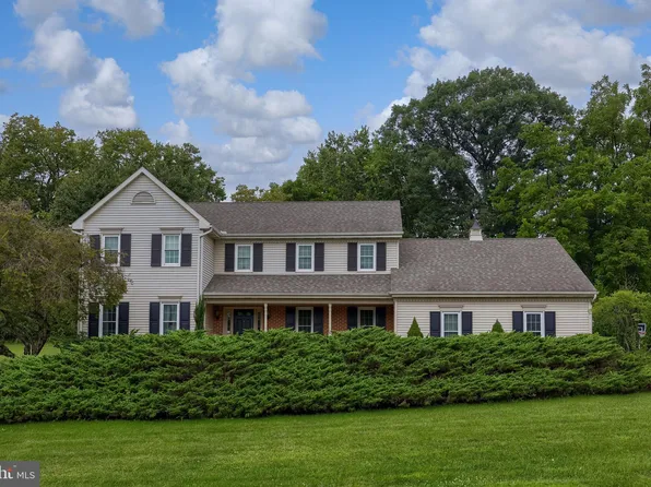 2504 Brookside Dr, Lancaster, PA 17601