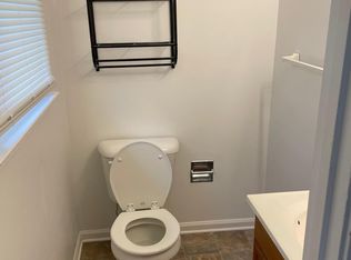 1136 Wood Ridge Rd, Lexington, KY 40514