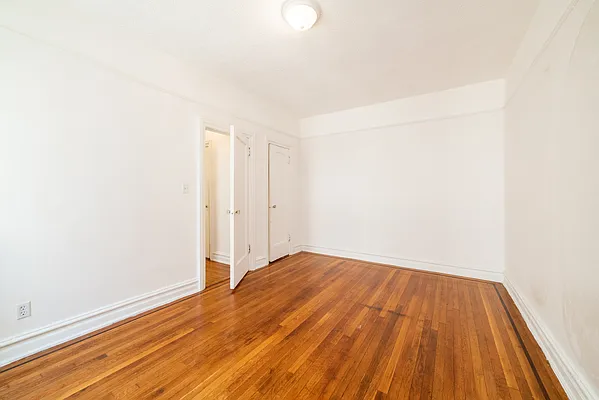 Rented by Joel Scharf, LREB | media 4