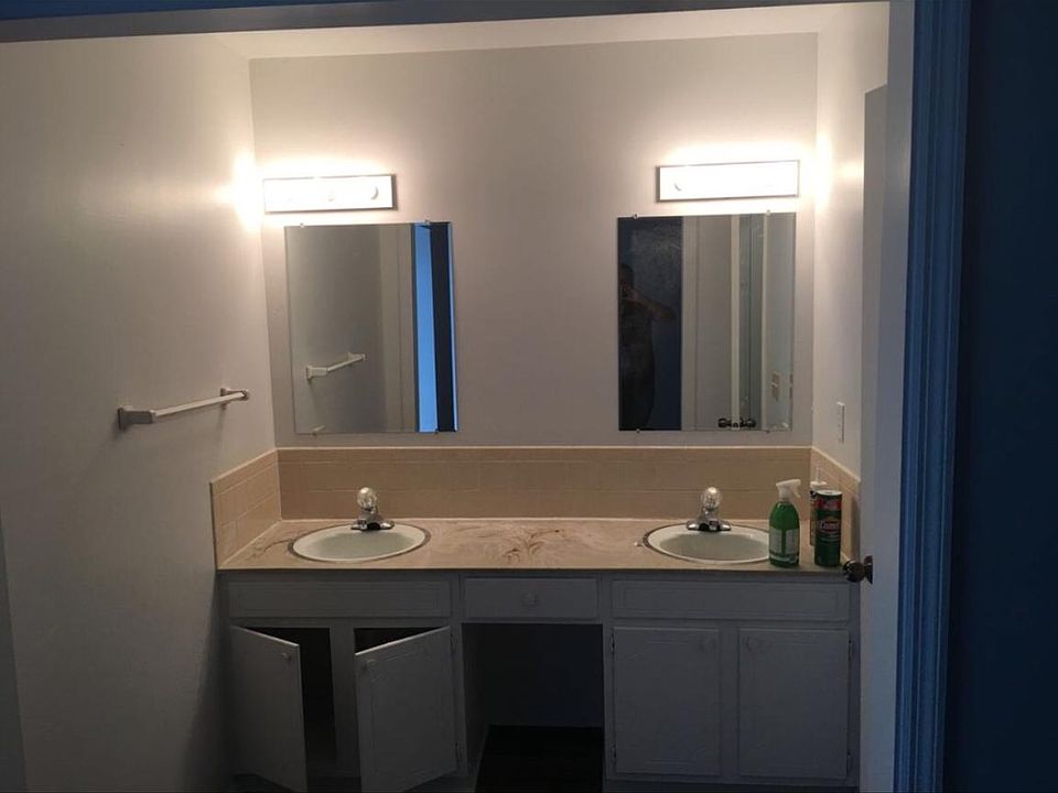 1st image of 857 Indigo Way APT C