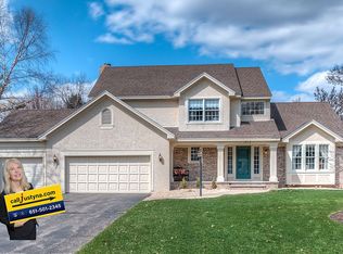 1812 Interlachen Alcove, Woodbury, MN 55125