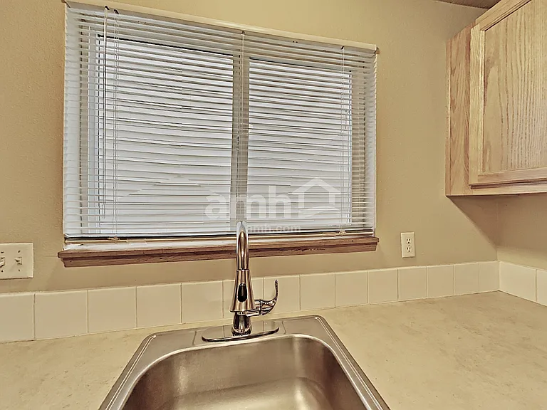 16989 SW Cashew Way — Photo 6