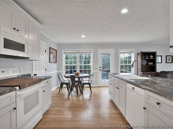 5th image of 3500 Sunchase Ct